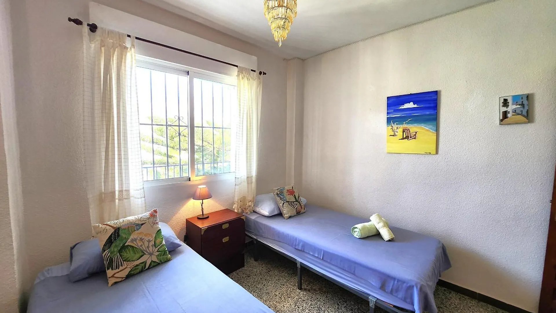 Edf Almijara - Sleeps 4 Apartment Nerja